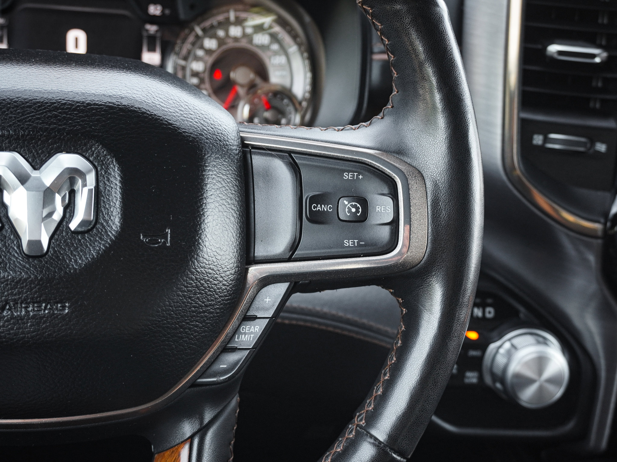 Used 2019 RAM 1500 Limited image 22