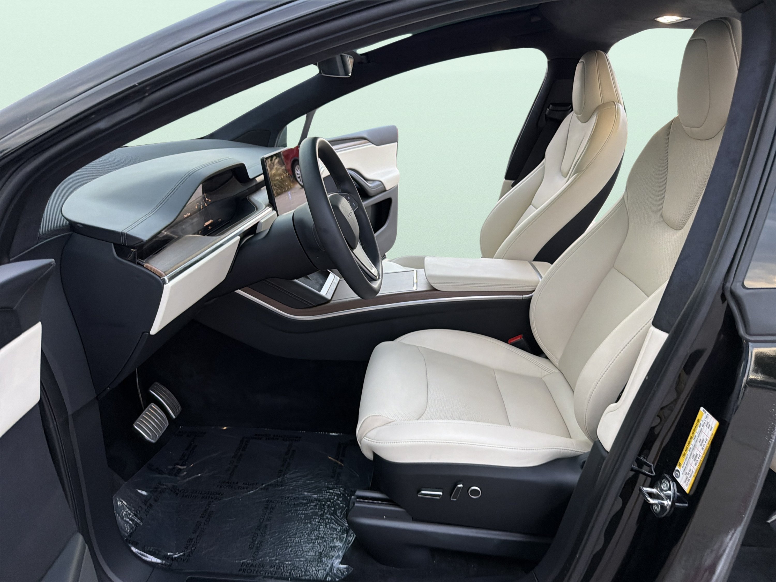 Used 2023 Tesla Model X AWD/4WD image 21