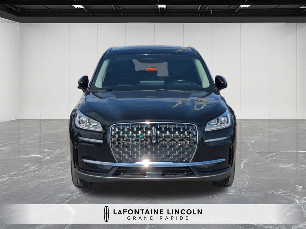 Used 2023 Lincoln Corsair Reserve w/ Equipment Group 202A image 8