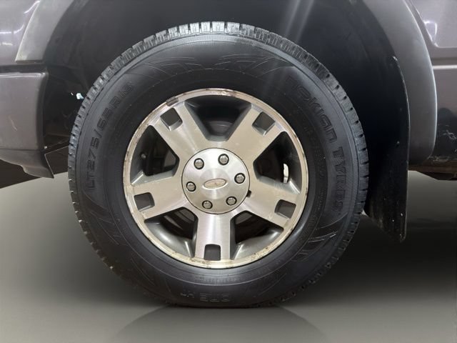 Used 2005 Ford F150 XLT AWD/4WD image 14