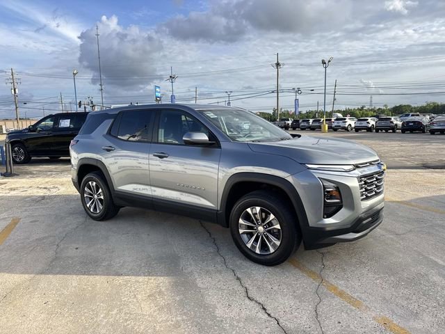 Used 2026 Chevrolet Equinox LT FWD image 6