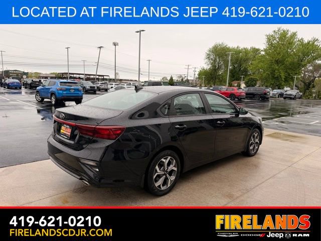 Used 2021 Kia Forte LXS FWD image 7