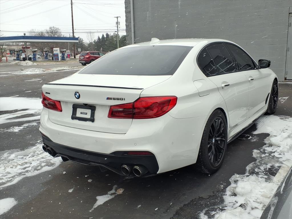 Used 2018 BMW M550i xDrive image 4