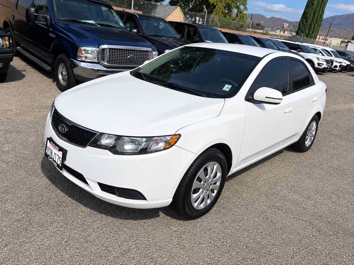 Used 2012 Kia Forte EX FWD image 2