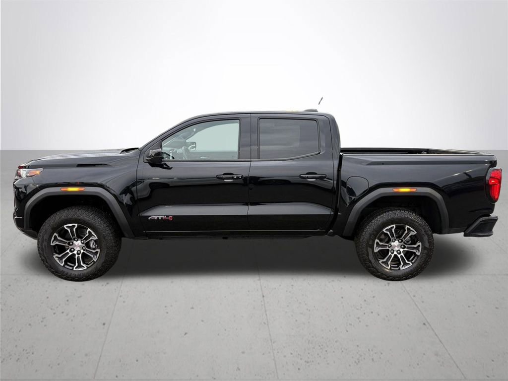 Used 2024 GMC Canyon AT4 image 11