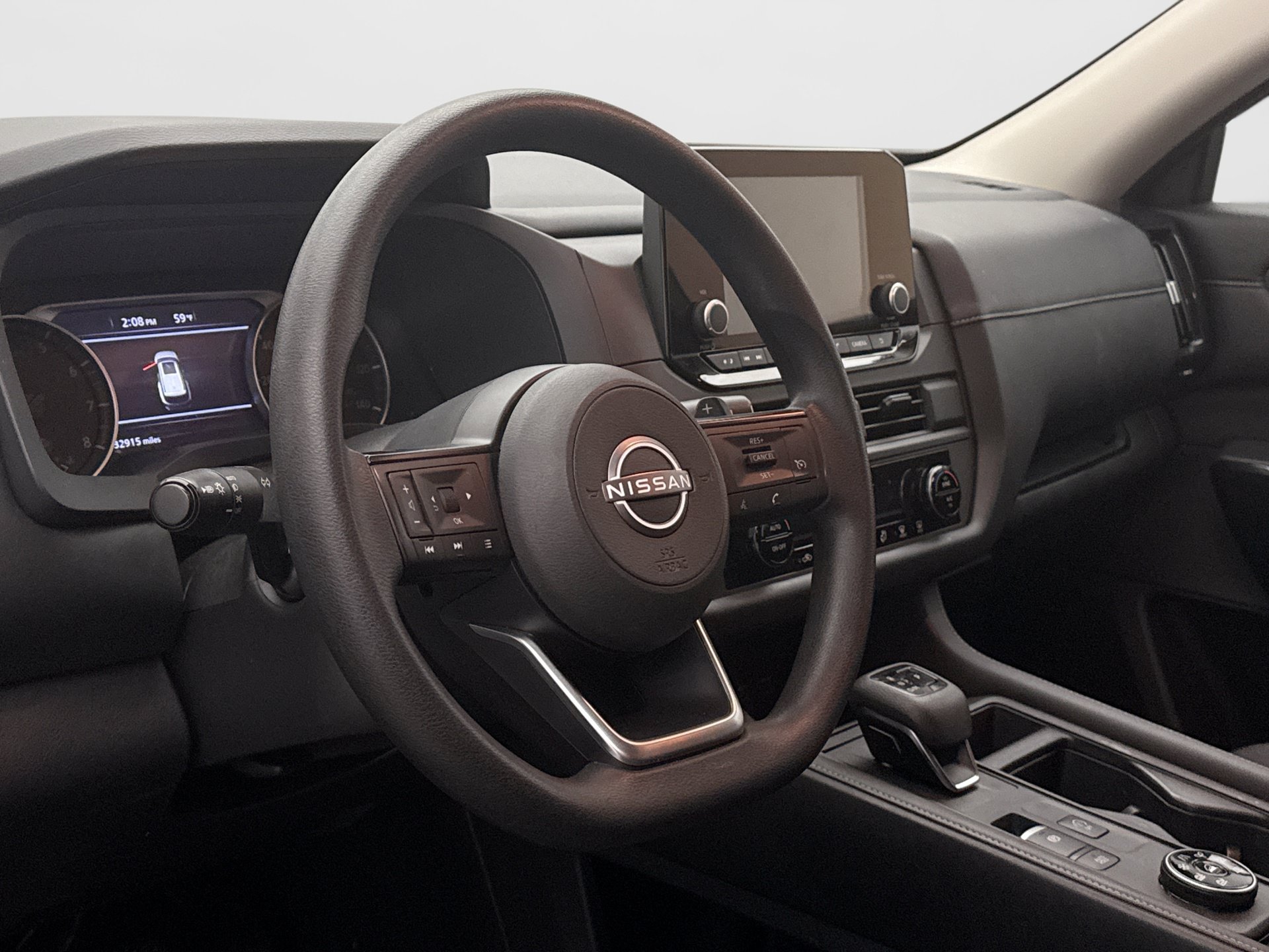 Used 2024 Nissan Pathfinder S AWD/4WD image 7