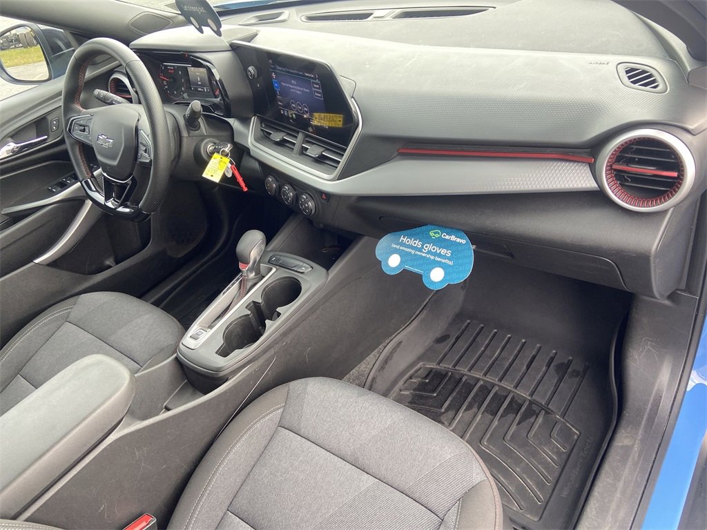 Certified 2024 Chevrolet Trax RS image 28