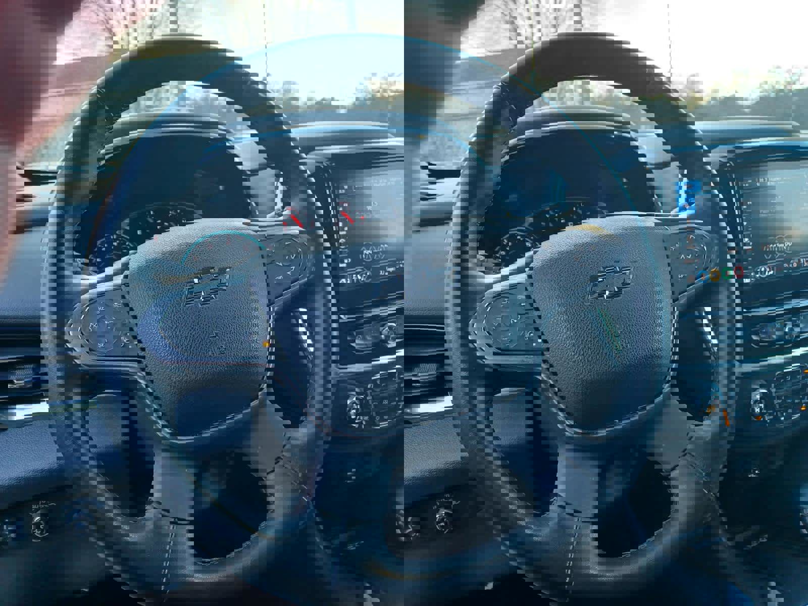 Used 2023 Chevrolet Traverse RS image 9