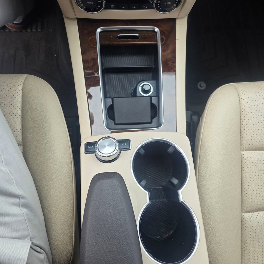 Used 2015 Mercedes-Benz GLK 350 2WD image 21