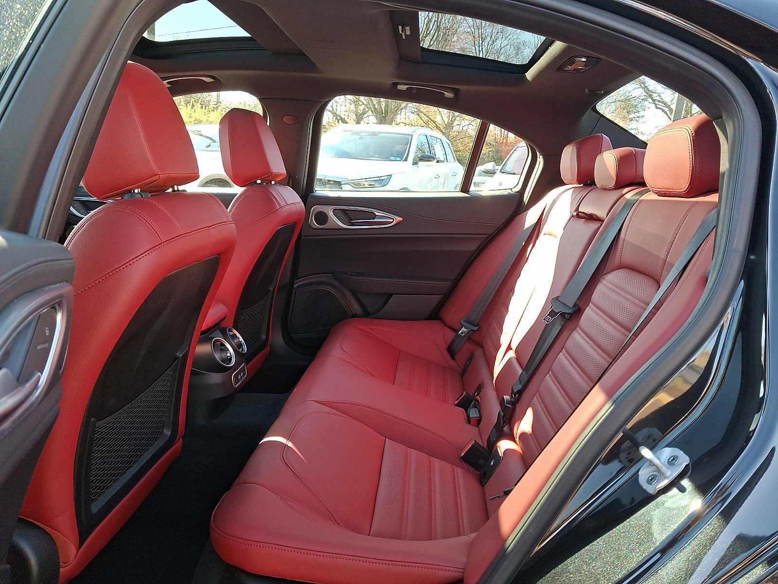 Used 2024 Alfa Romeo Giulia Veloce image 10