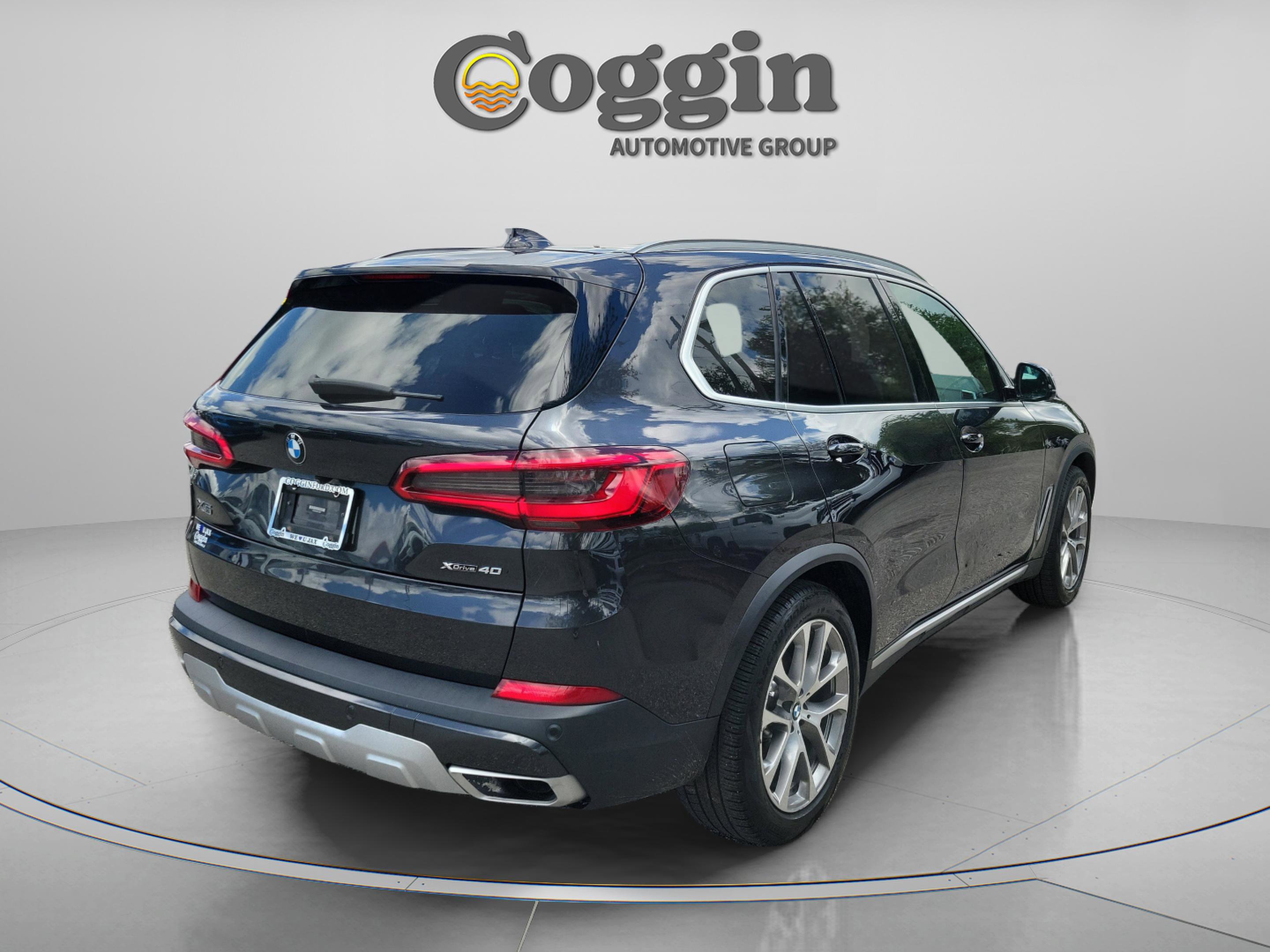 Used 2019 BMW X5 xDrive40i w/ Premium Package 2 AWD/4WD image 3