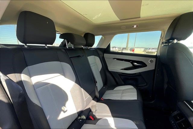 New 2025 Land Rover Range Rover Evoque Dynamic SE image 11