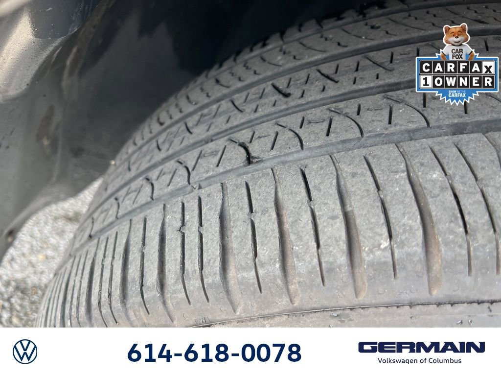 Used 2023 Volvo XC60 B5 Plus image 16