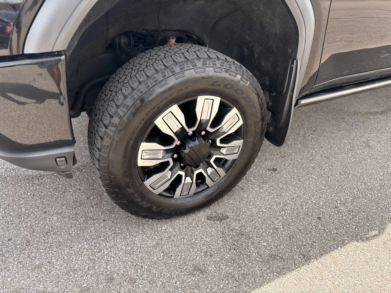 Used 2021 GMC Sierra 2500 Denali w/ Denali Ultimate Package AWD/4WD image 16