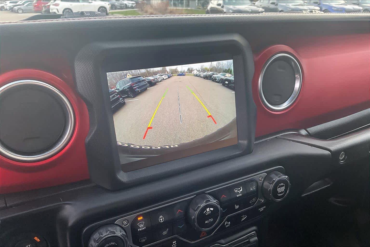 Used 2019 Jeep Wrangler Unlimited Rubicon AWD/4WD image 26