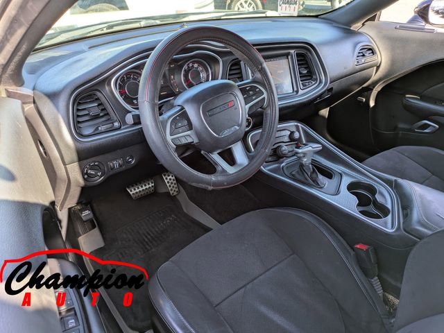 Used 2015 Dodge Challenger R/T Plus image 18