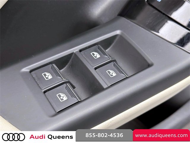 Used 2025 Audi Q6 e-tron Premium Plus image 19