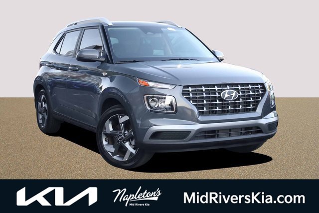 Used 2025 Hyundai Venue SEL