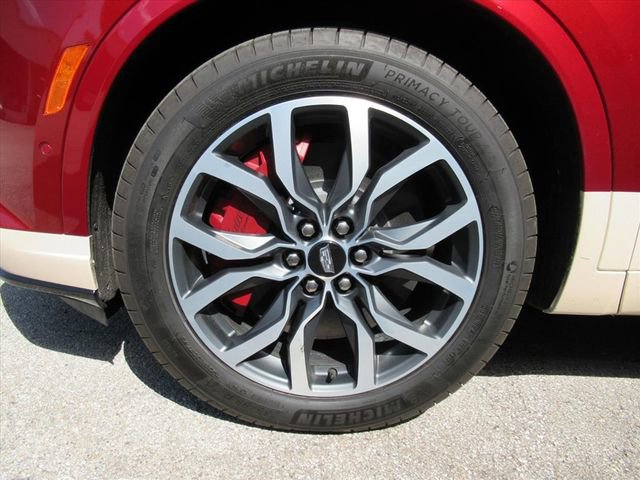 Used 2024 Cadillac XT6 Sport w/ Technology Package image 5