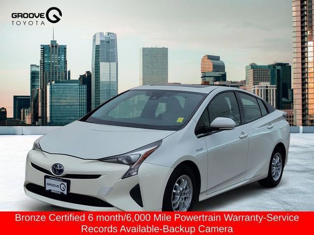 Used 2017 Toyota Prius Three image 1