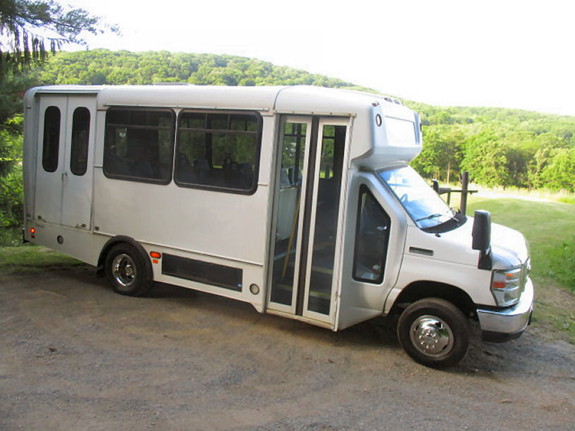 Used 2016 Ford E-450 and Econoline 450 Super Duty w/ Shuttle Bus Prep Package RWD image 2