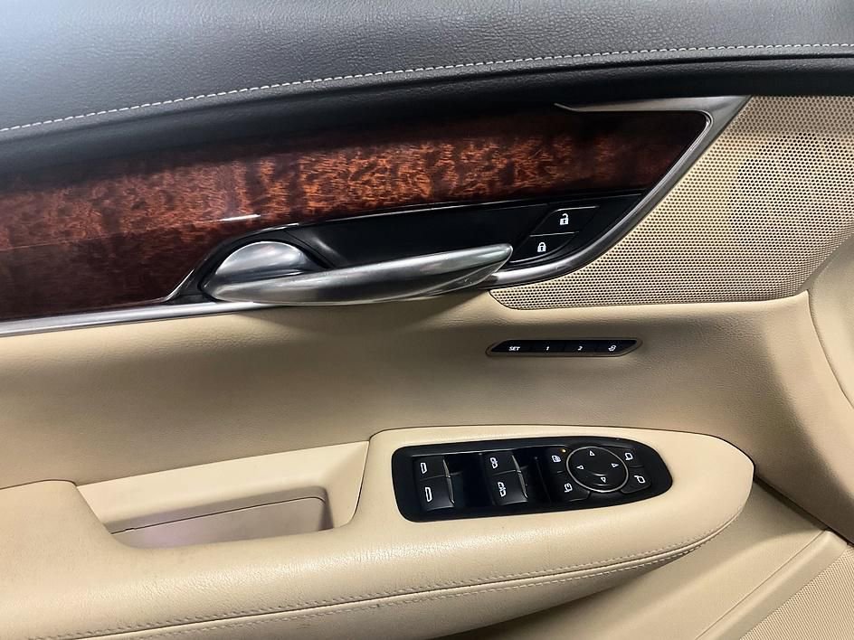 Used 2019 Cadillac XT5 Luxury image 41