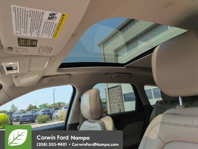 Used 2020 Lincoln Corsair Reserve w/ Equipment Group 201A FWD image 22
