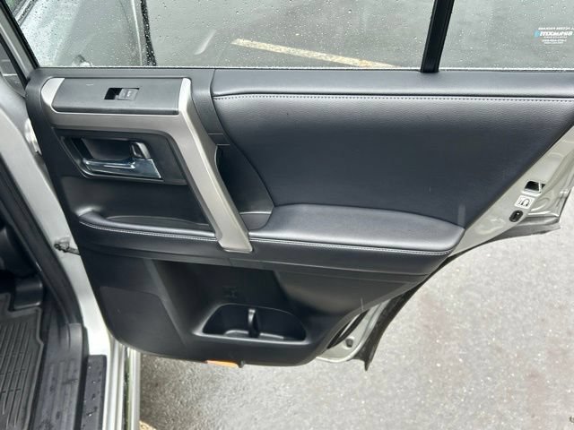Used 2018 Toyota 4Runner Limited AWD/4WD image 27