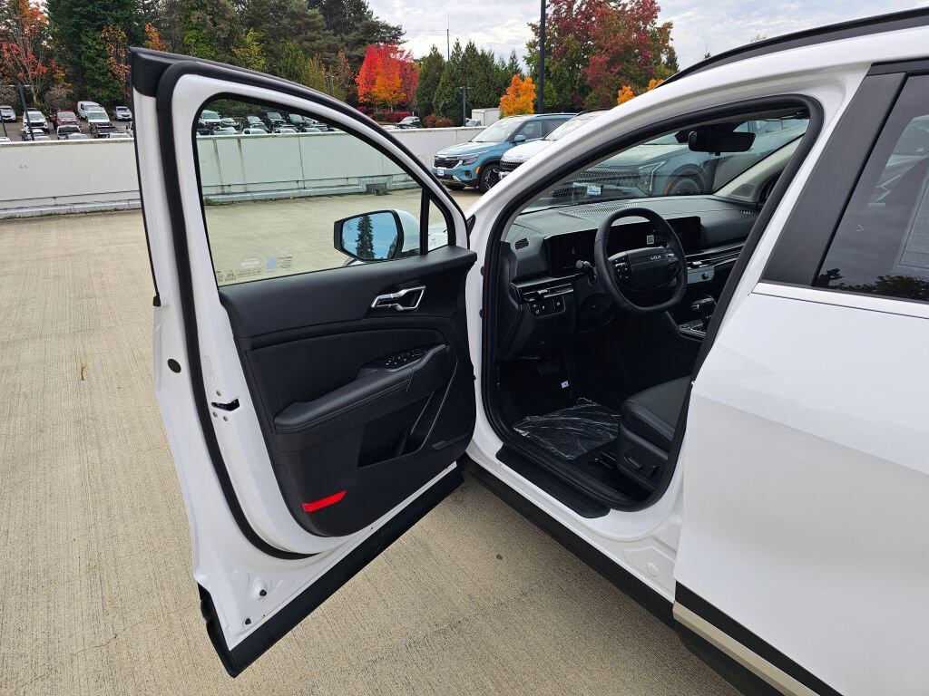New 2026 Kia Sportage EX w/ EX Panorama Roof Package image 21