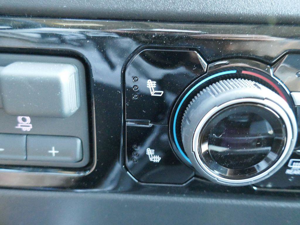 New 2026 Chevrolet Silverado 3500 LT w/ Trail Boss Package AWD/4WD image 22