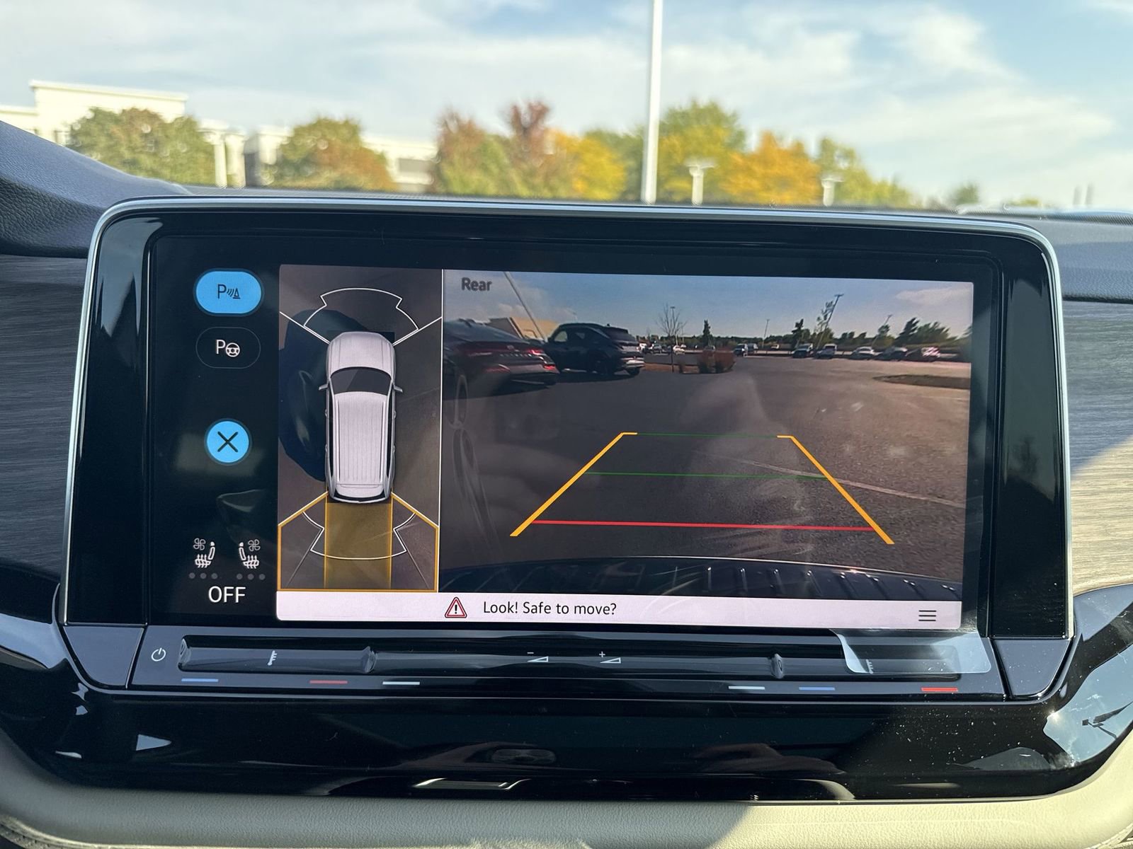 New 2026 Volkswagen Atlas SEL Premium R-Line image 18