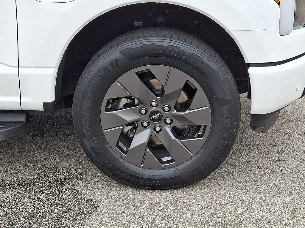 Used 2023 Ford F150 Lightning XLT w/ Equipment Group 312A High AWD/4WD image 8