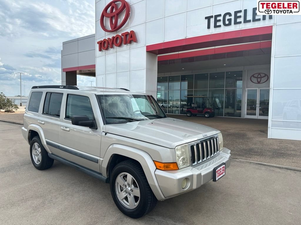Used 2008 Jeep Commander Sport RWD image 1