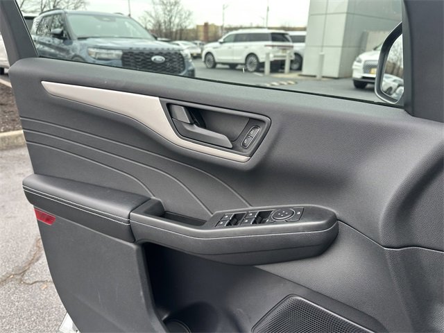 Certified 2022 Ford Escape SE w/ Convenience Package image 31