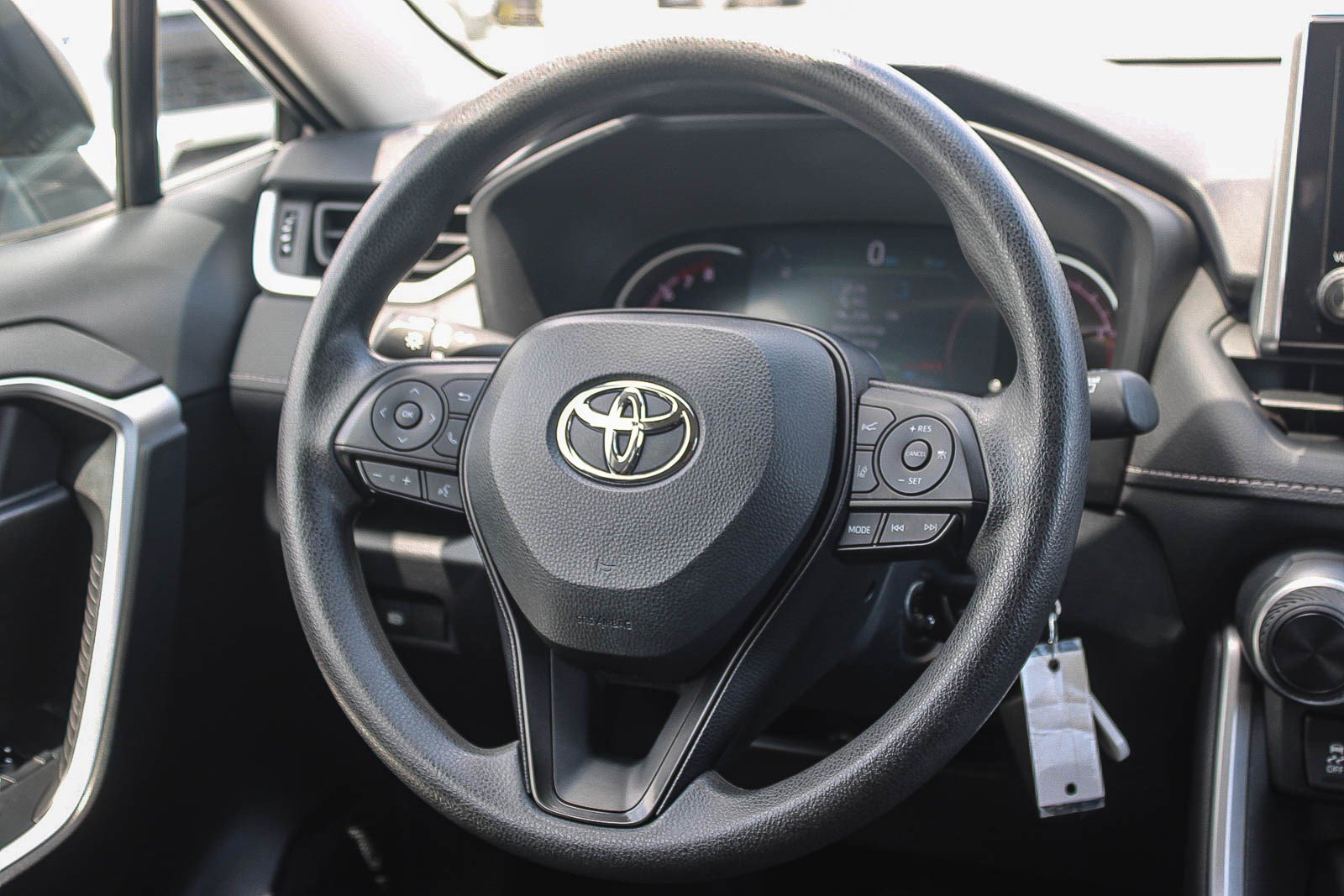 Certified 2023 Toyota RAV4 LE AWD/4WD image 16