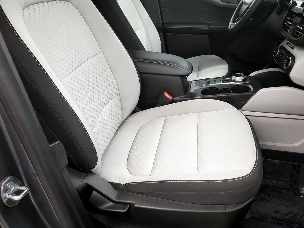 Used 2023 Ford Escape Active AWD/4WD image 21