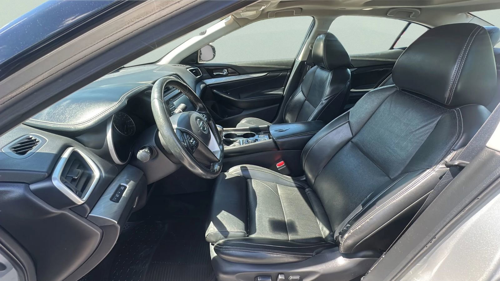 Used 2016 Nissan Maxima 3.5 SL FWD image 17