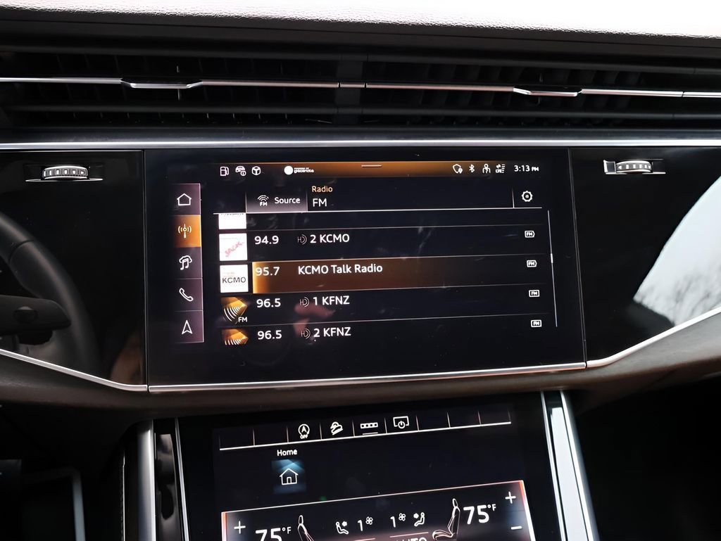 Used 2025 Audi Q8 Premium Plus image 24