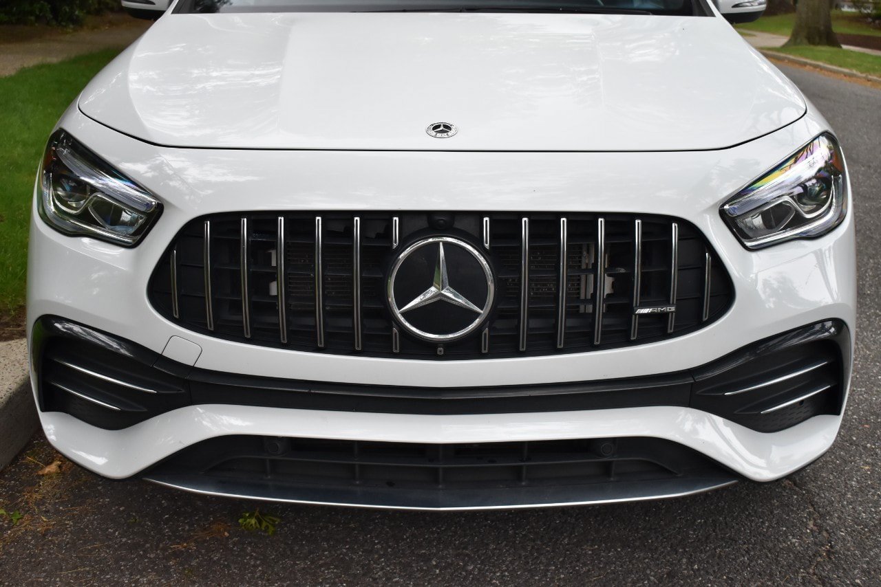 Used 2021 Mercedes-Benz GLA 35 AMG 4MATIC w/ Premium Package image 33