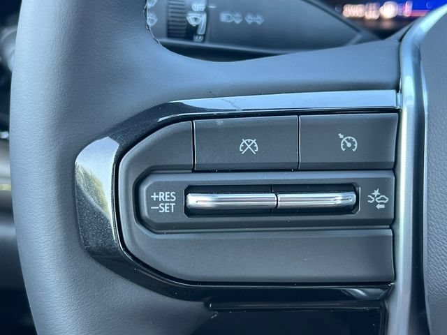 New 2026 Chevrolet Colorado ZR2 w/ Technology Package AWD/4WD image 24