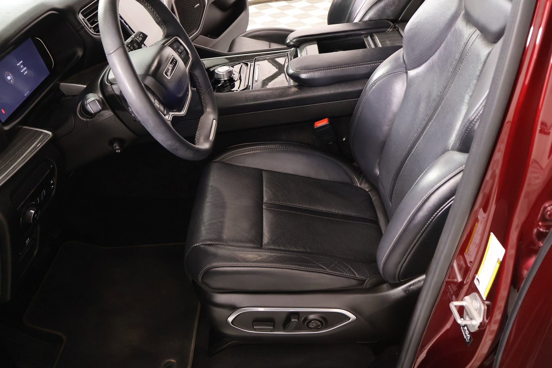 Used 2022 Jeep Wagoneer Series II image 12