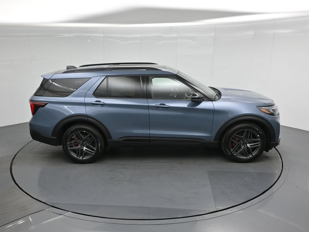 New 2026 Ford Explorer ST w/ Sun And Sound Package AWD/4WD image 39