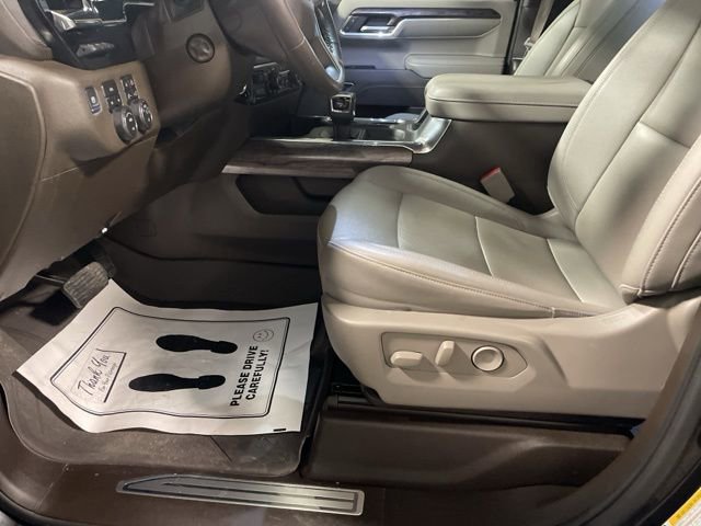 Used 2023 Chevrolet Silverado 1500 LTZ w/ LTZ Premium Package image 17