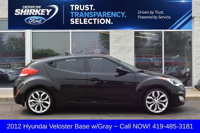 Used 2012 Hyundai Veloster w/ Style Pkg FWD image 3