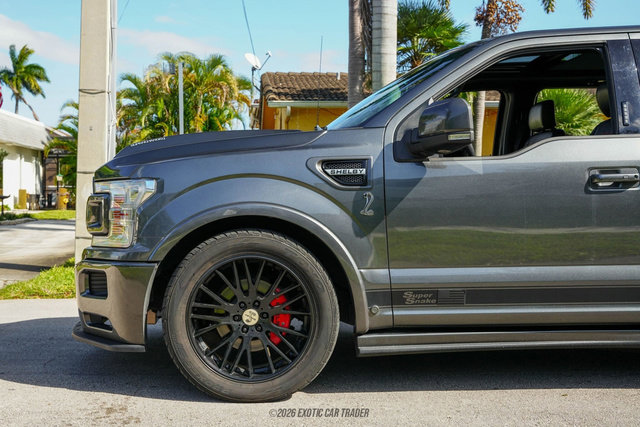 Used 2019 Ford F150 Lariat w/ Equipment Group 502A Luxury AWD/4WD image 4
