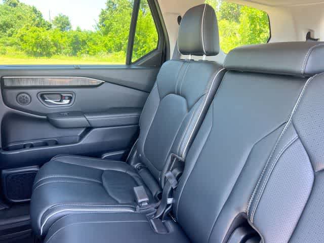 Used 2023 Honda Pilot Elite image 14