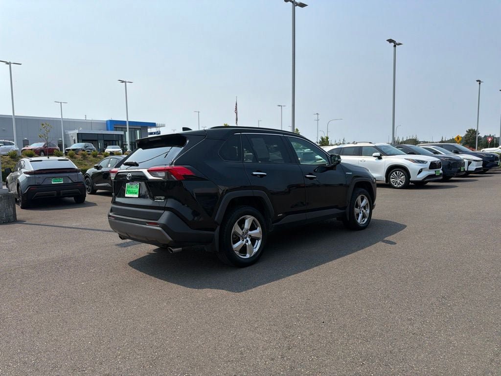 Used 2020 Toyota RAV4 Limited w/ Carpet Mat Package AWD/4WD image 6
