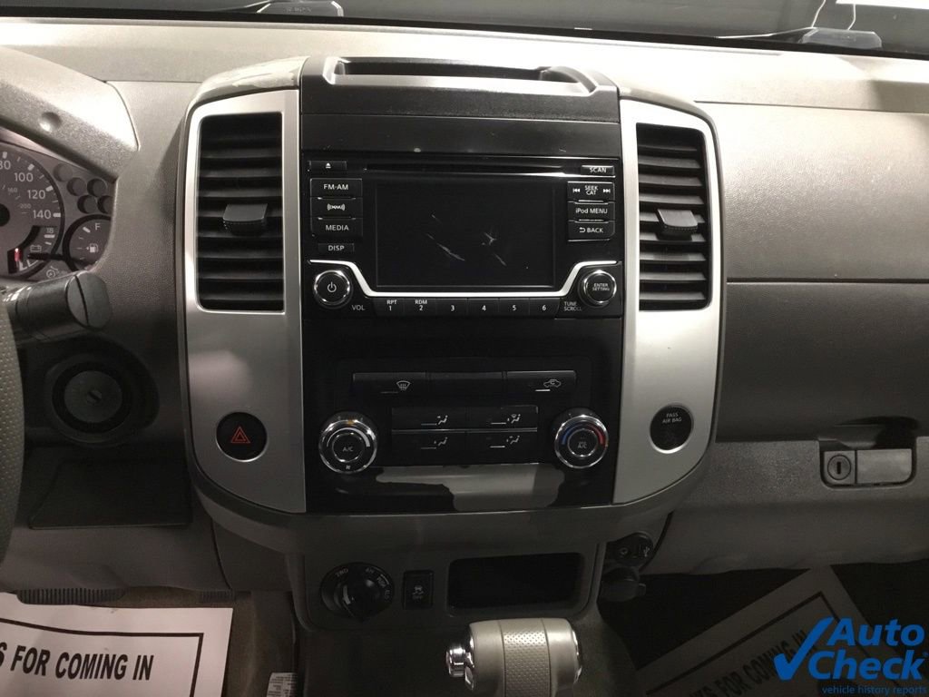 Used 2017 Nissan Frontier SV image 55