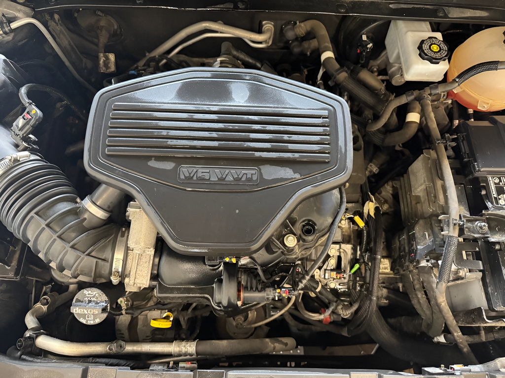 Used 2020 Chevrolet Blazer RS w/ LPO, Floor Liner Package FWD image 11
