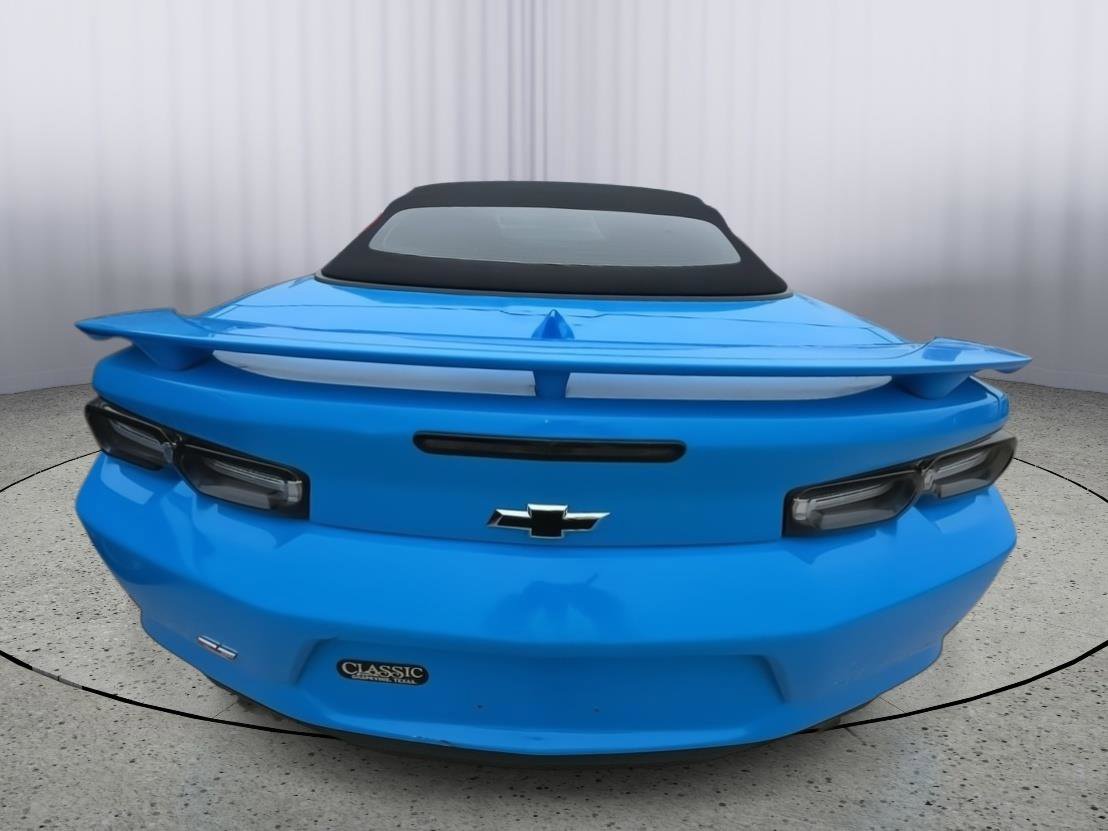 Used 2023 Chevrolet Camaro LT RWD image 14